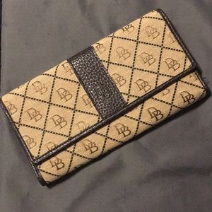 Brand new. Never used Wallet